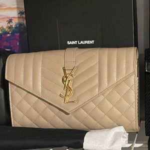 COPY - YSL ENVELOPE CHAIN WALLET IN MIX MATELASSÉ GRAIN DE POUDRE EMBOSSED LEAT…